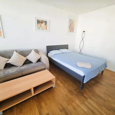 Brand New Downtown In Center With Balcony Hoh Anwand Apartamento