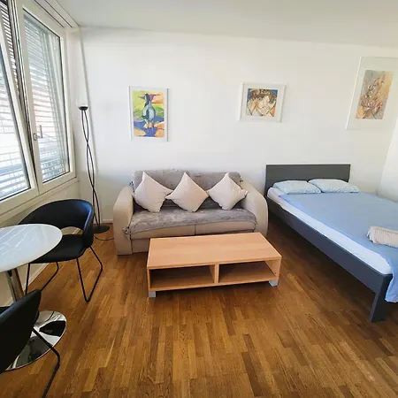 Brand New Downtown In Center With Balcony Hoh Anwand Appartamento